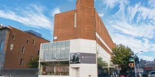 Schomburg Exterior